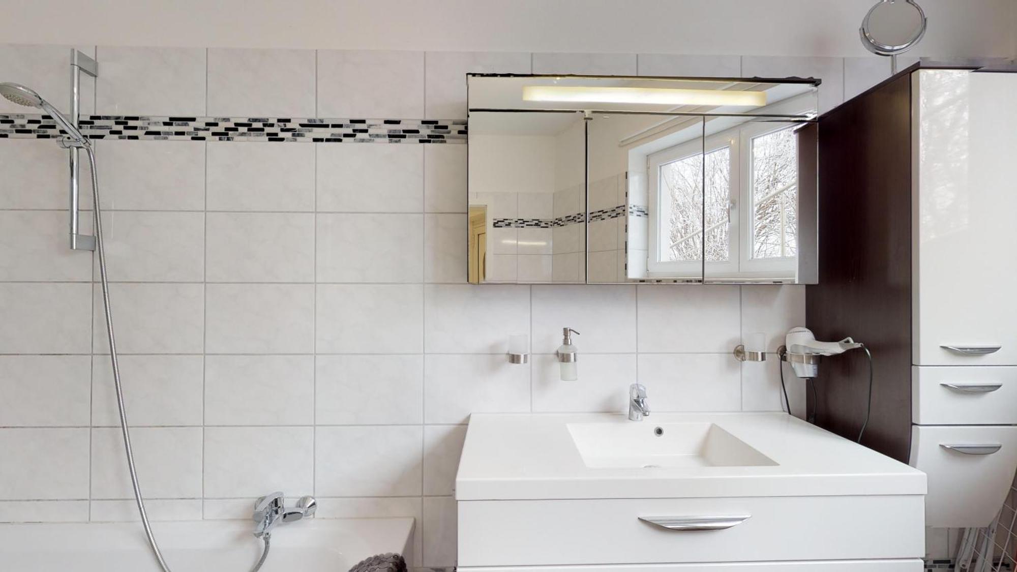 Topwohnung 45M2 Oder Weisses Zimmer 15 M2 - Naehe Gruenberg Gmunden Exterior foto